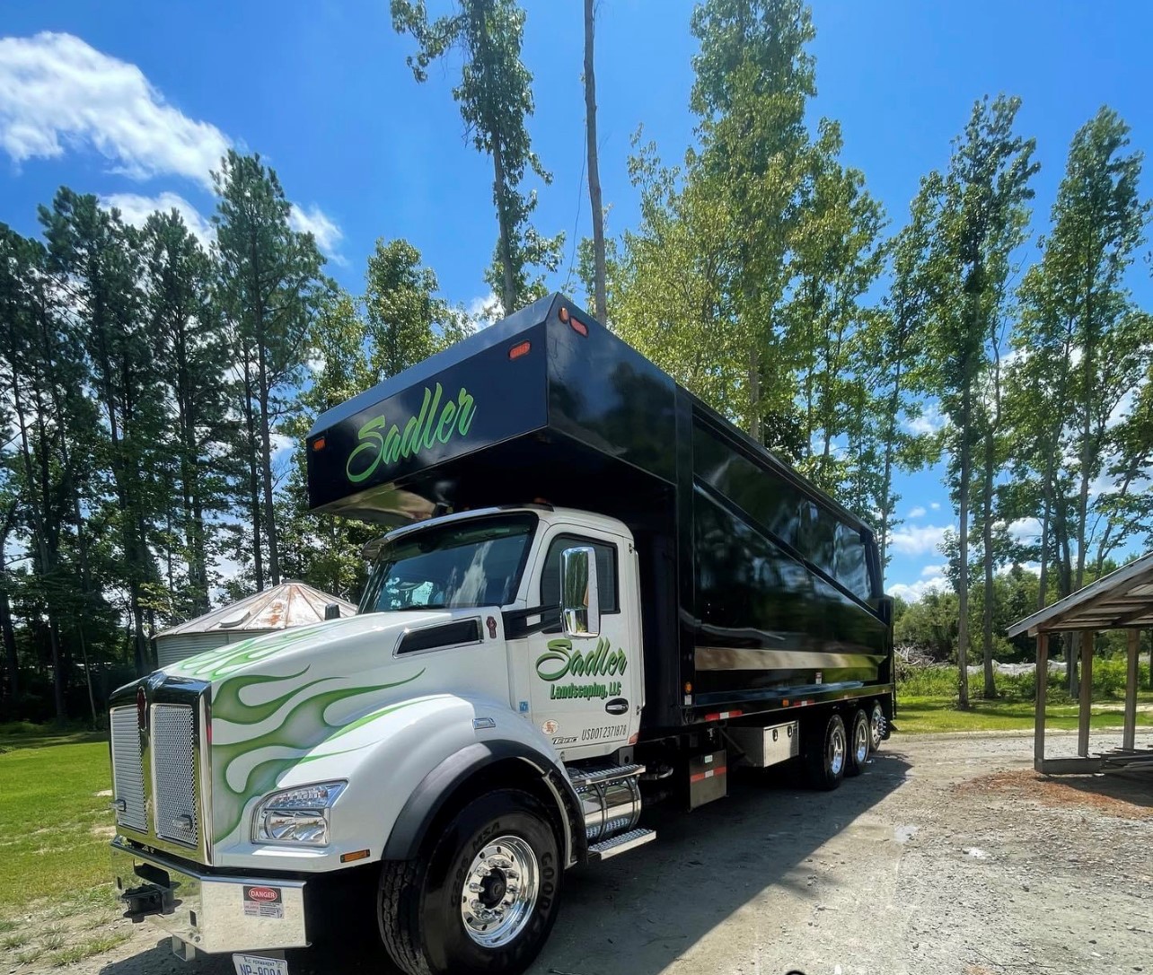 Debris Hauling/Demolition